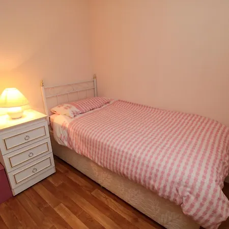 21 Sycamore Avenue بيت للعطل