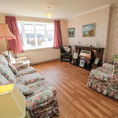 21 Sycamore Avenue *